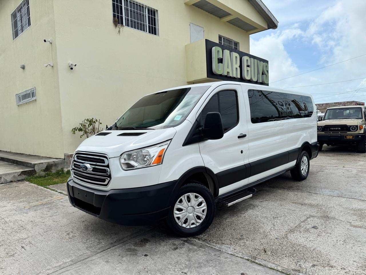 2019 Ford Transit 15 Seater 350