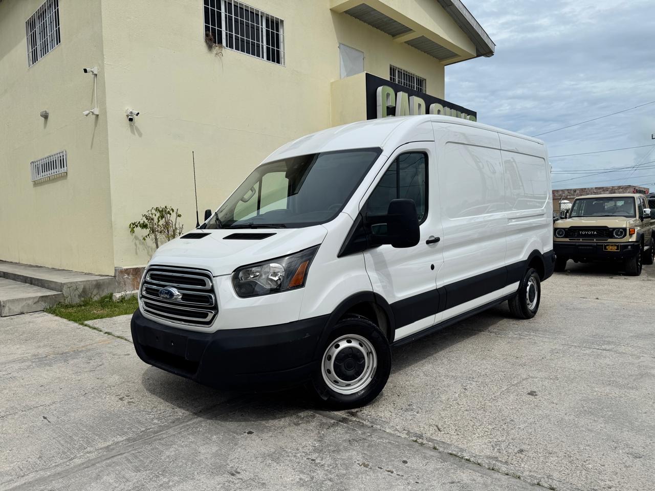 2019 Ford Transit 250 Cargo
